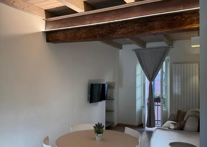 Casa Iside 아파트 카노비오