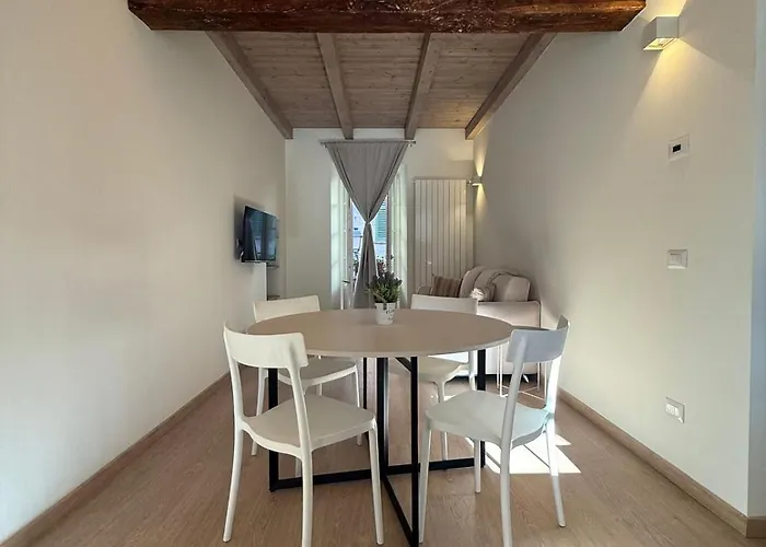 아파트 Casa Iside 카노비오